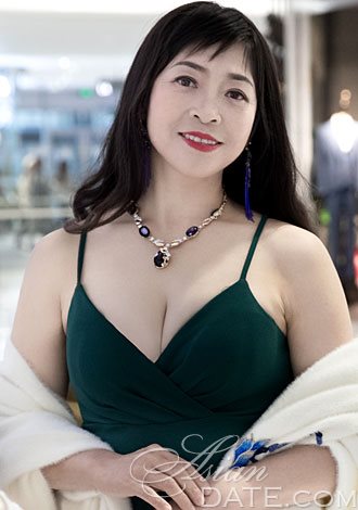 Date the member of your dreams: beautiful Asian Member wu xiang (Sunny) from Shanghai