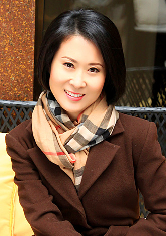 Gorgeous member profiles: pretty Asian member Yuhuan from Beijing